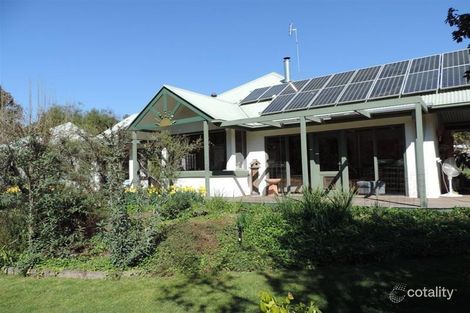 27 Ashwood Ave, Bright, VIC 3741