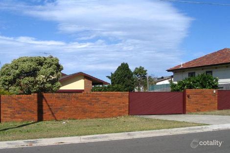 2r Alexander Ave, Taren Point, NSW 2229