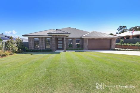 Property photo of 3 Collette Court Tangambalanga VIC 3691