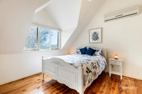 Property photo of 31 Pymm Avenue Eltham North VIC 3095