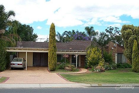 100 Mcgilvray Ave, Noranda, WA 6062