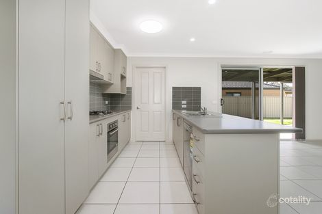 Property photo of 16 Bugden Street Wodonga VIC 3690