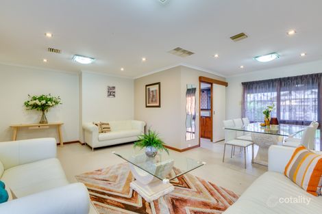 Property photo of 10 Condor Place Taylors Lakes VIC 3038