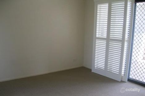 Property photo of 24/13 Vectis Street Norman Park QLD 4170
