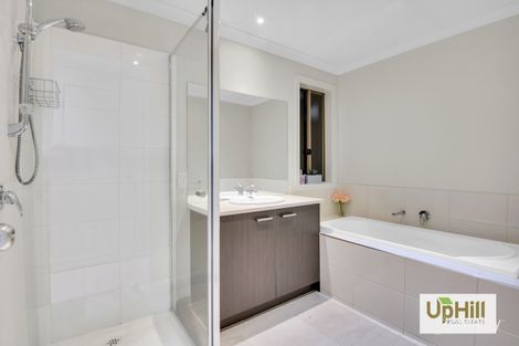 Property photo of 284 Casey Fields Boulevard Cranbourne East VIC 3977
