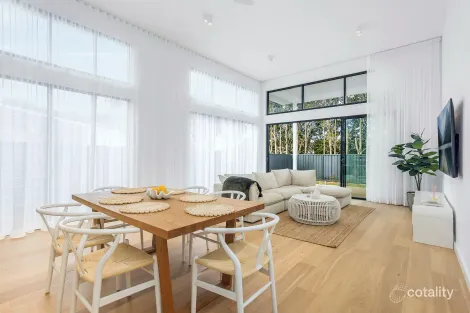 Property photo of 44 Jacana Grove Heathcote NSW 2233