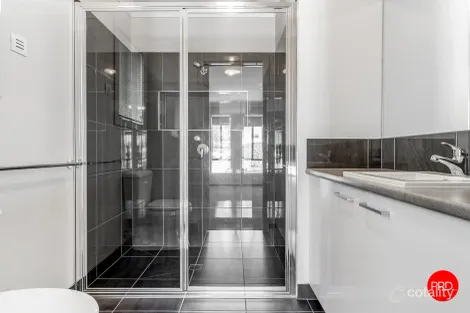 Property photo of 4 Chaplin Court Eaglehawk VIC 3556