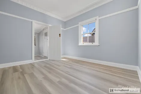 Property photo of 208 Brilliant Street Bathurst NSW 2795