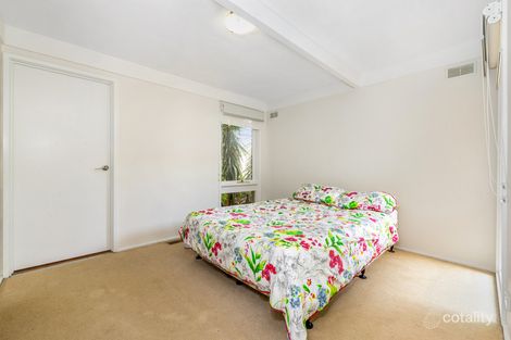 Property photo of 5 Yarraburn Grove Scoresby VIC 3179