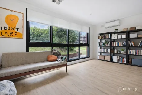 Property photo of 8 Griffiths Court Mount Waverley VIC 3149