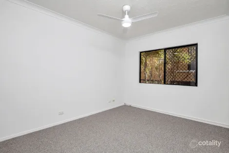 Property photo of 4/2 Broad Street Labrador QLD 4215