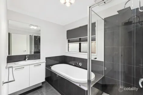 Property photo of 52 Daly Drive Lucas VIC 3350