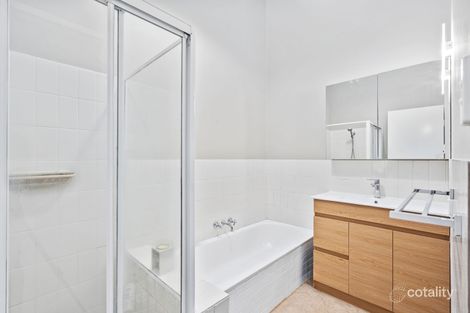 Property photo of 38 Kerria Crescent Ashmore QLD 4214