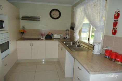 Property photo of 1 Strathalbyn Court Parkwood QLD 4214