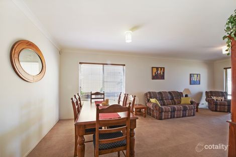 Property photo of 46 Archibald Crescent Rosemeadow NSW 2560