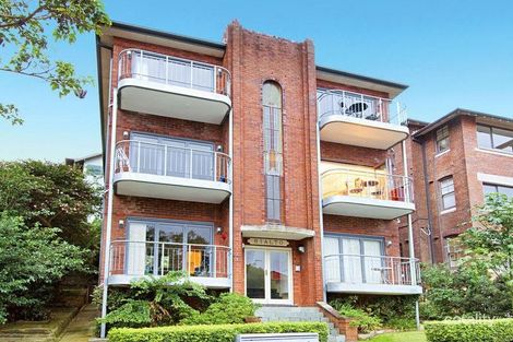Property photo of 4/100 Kirribilli Avenue Kirribilli NSW 2061