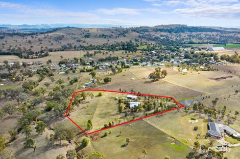 10 Raphie Howard Dr, Willow Tree, NSW 2339