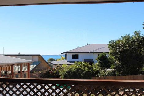 Property photo of 7 Beach Avenue Tannum Sands QLD 4680