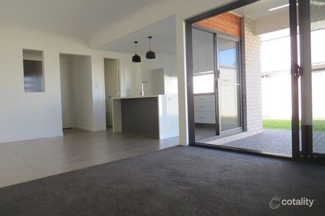 Property photo of 87 Canterbury Road Emerald QLD 4720