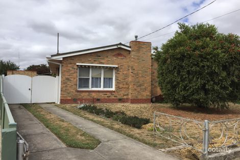 Property photo of 17 Fisher Street Wendouree VIC 3355