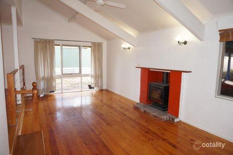 Property photo of 16 Bernhardt Crescent Hahndorf SA 5245