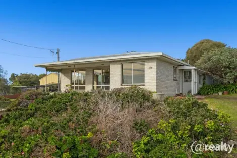 Property photo of 19 Jetty Road South Arm TAS 7022