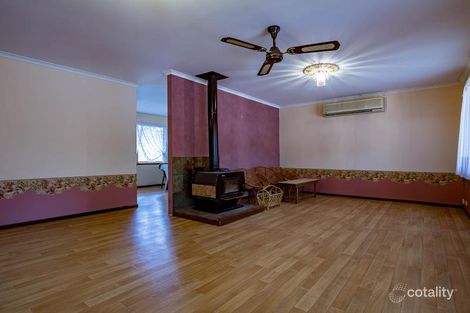 Property photo of 2 Coral Drive Leschenault WA 6233