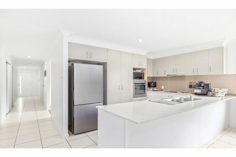 Property photo of 127 Springfield Drive Norman Gardens QLD 4701