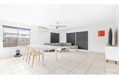 Property photo of 127 Springfield Drive Norman Gardens QLD 4701