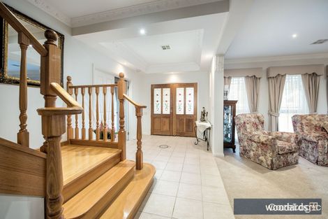Property photo of 5 Rosstrevor Crescent Mitcham VIC 3132