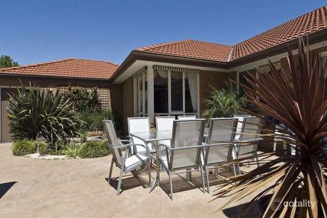 Property photo of 3 Nellie Court Chirnside Park VIC 3116