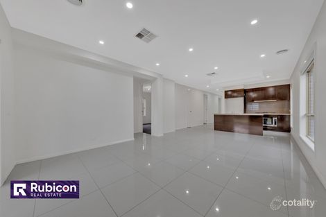 Property photo of 39 Larneuk Drive Cobblebank VIC 3338