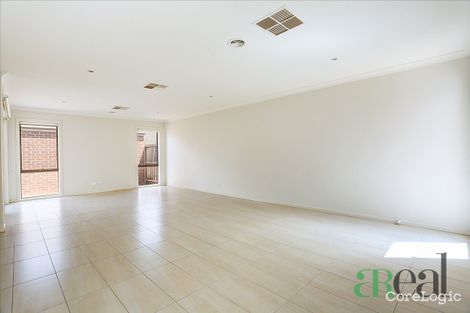 Property photo of 6 Maslin Walk Point Cook VIC 3030