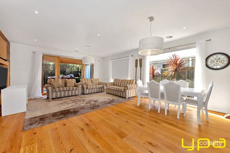 Property photo of 10 Pegasus Road Cranbourne West VIC 3977