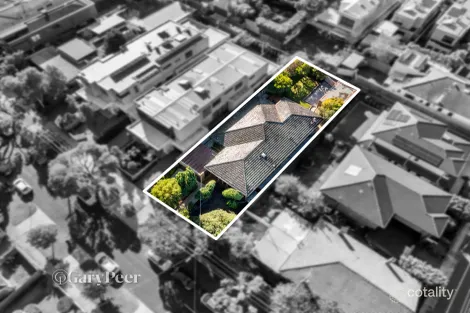Property photo of 9 Edith Street Caulfield North VIC 3161