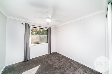 Property photo of 45 Bourkelands Drive Bourkelands NSW 2650