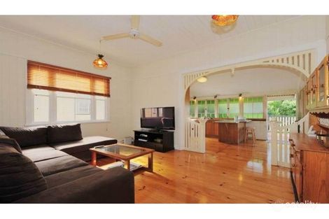 Property photo of 42 Henry Street Greenslopes QLD 4120