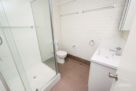 10 Bergins Hill Rd, Bundamba, QLD 4304