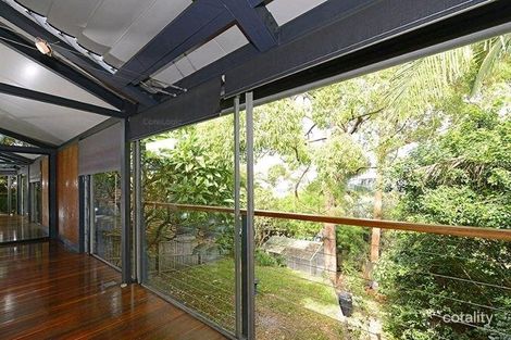 577 Cavendish Rd, Coorparoo, QLD 4151