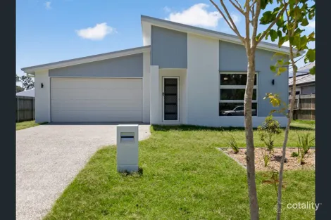 Property photo of 34 Stardust Crescent Burrum Heads QLD 4659