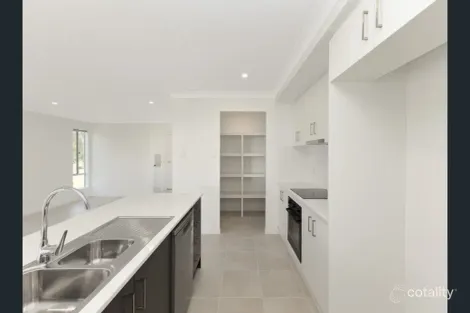 Property photo of 34 Stardust Crescent Burrum Heads QLD 4659