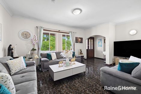 Property photo of 17 Duardo Street Edensor Park NSW 2176