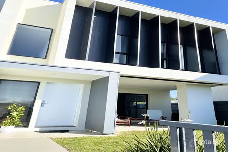 Property photo of 13/192 Greenacre Drive Arundel QLD 4214