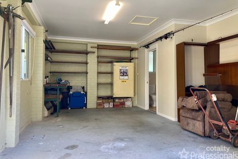 Property photo of 2 Pacific Parade Elizabeth Beach NSW 2428