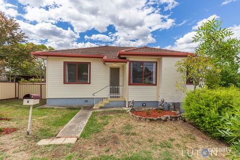 Property photo of 9 Fergus Road Queanbeyan NSW 2620