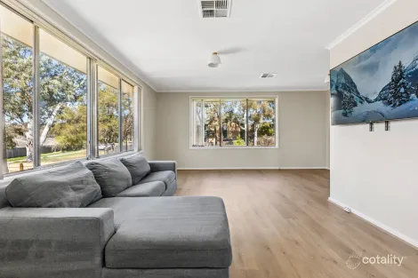 Property photo of 11 Araluen Street Fisher ACT 2611