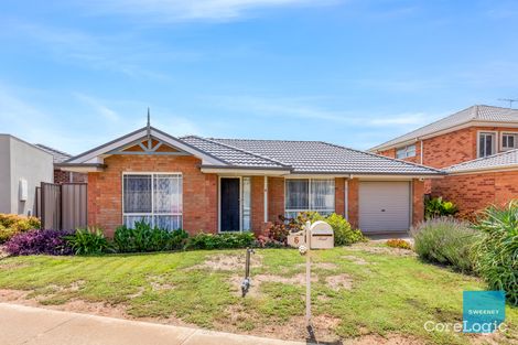 Property photo of 6 Scullin Road Burnside Heights VIC 3023