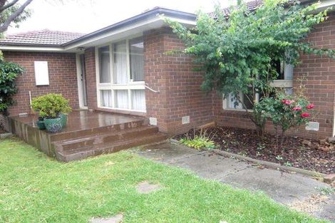 Property photo of 8 Cory Court Kings Park VIC 3021