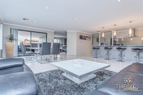 14 Travertine St, Harrisdale, WA 6112