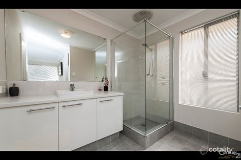Property photo of 12 Gailey Way Aveley WA 6069